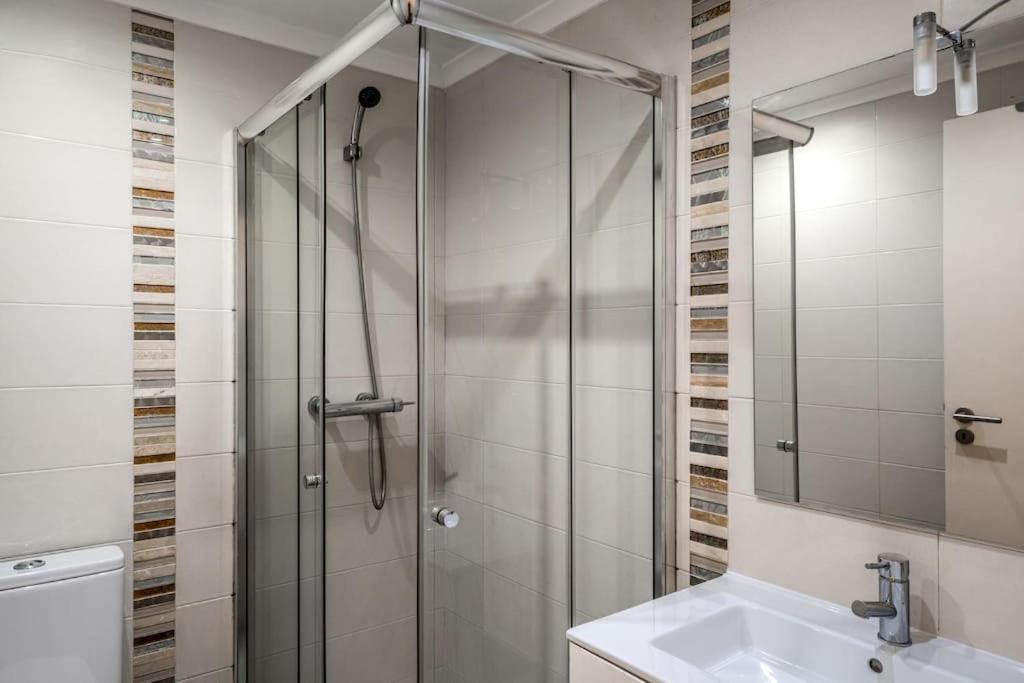 Charming Studio With Ac And Loft On Ground Floor Lisboa Kültér fotó