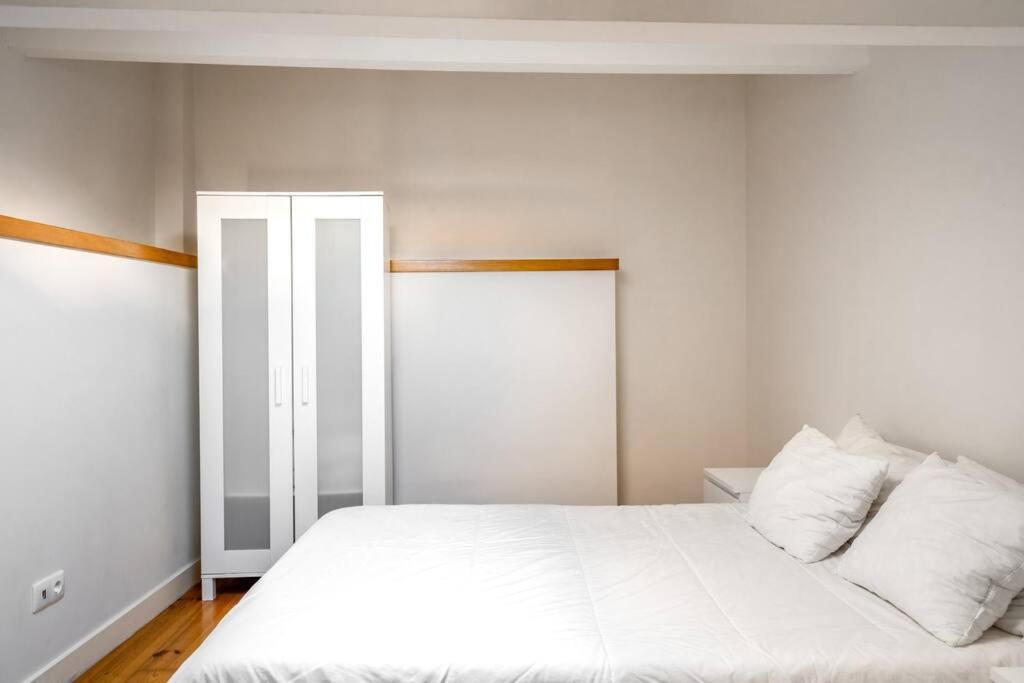 Charming Studio With Ac And Loft On Ground Floor Lisboa Kültér fotó